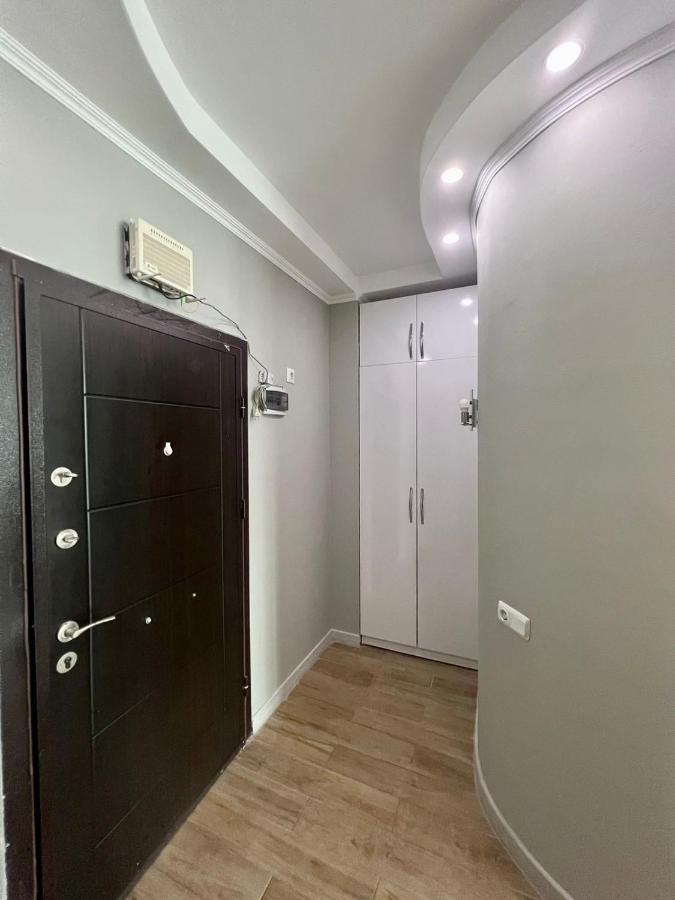 Luxure Apartments Батуми Екстериор снимка
