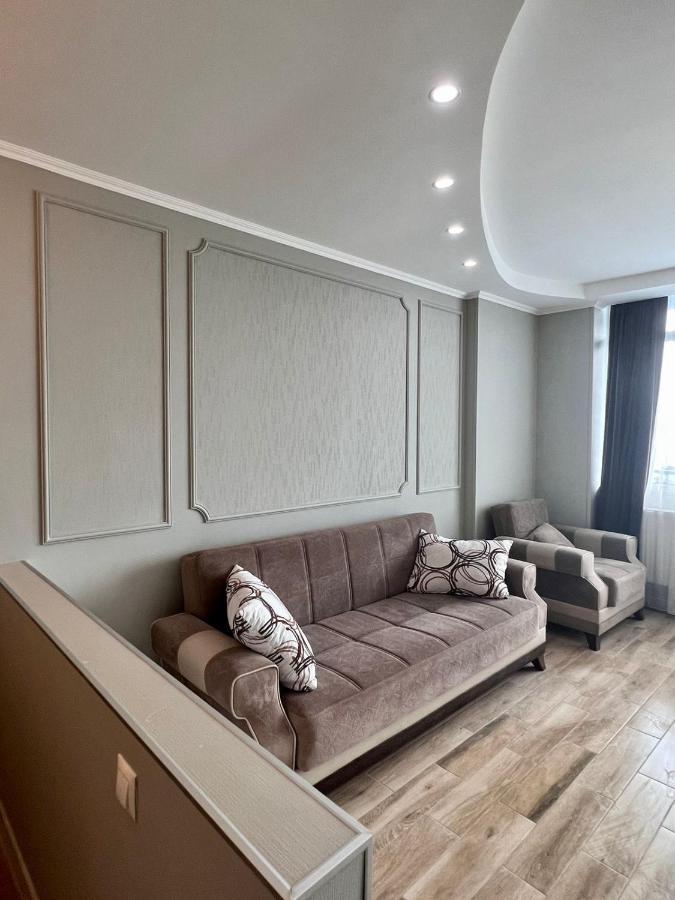 Luxure Apartments Батуми Екстериор снимка