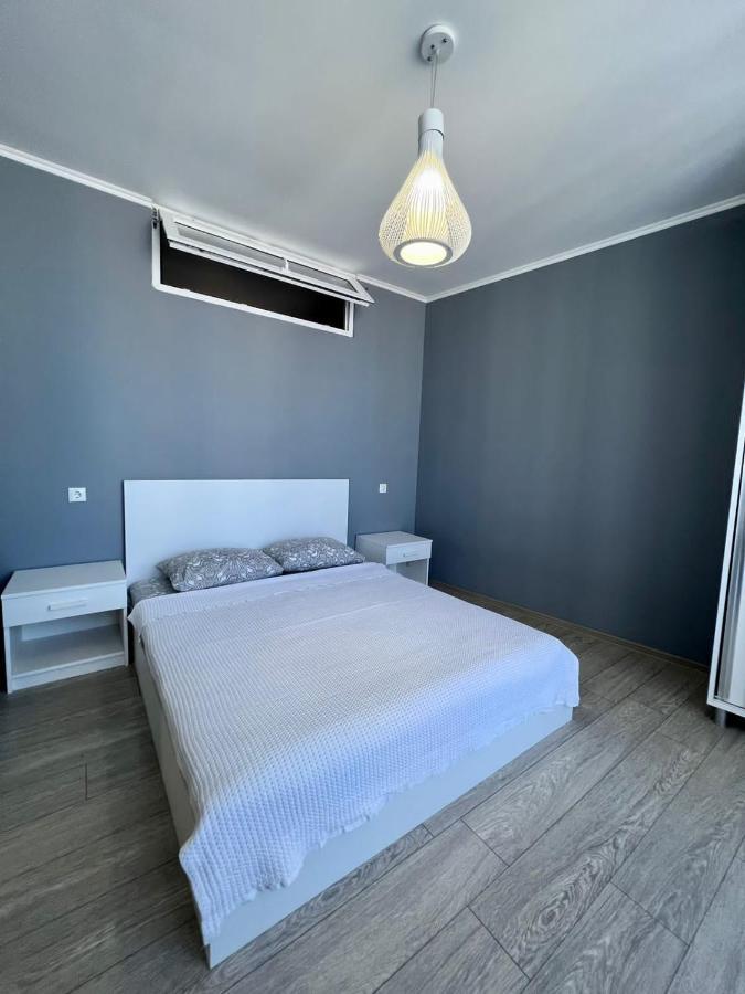 Luxure Apartments Батуми Екстериор снимка